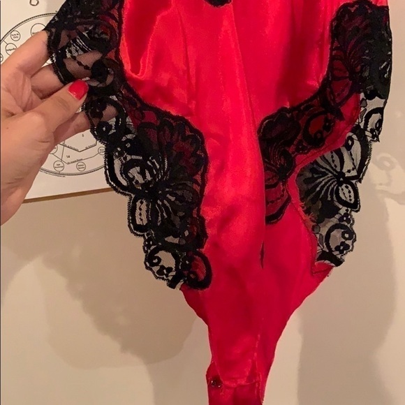 VICTORIAS SECRET VINTAGE LACE LACE SATIN LINGERIE - Picture 6 of 8